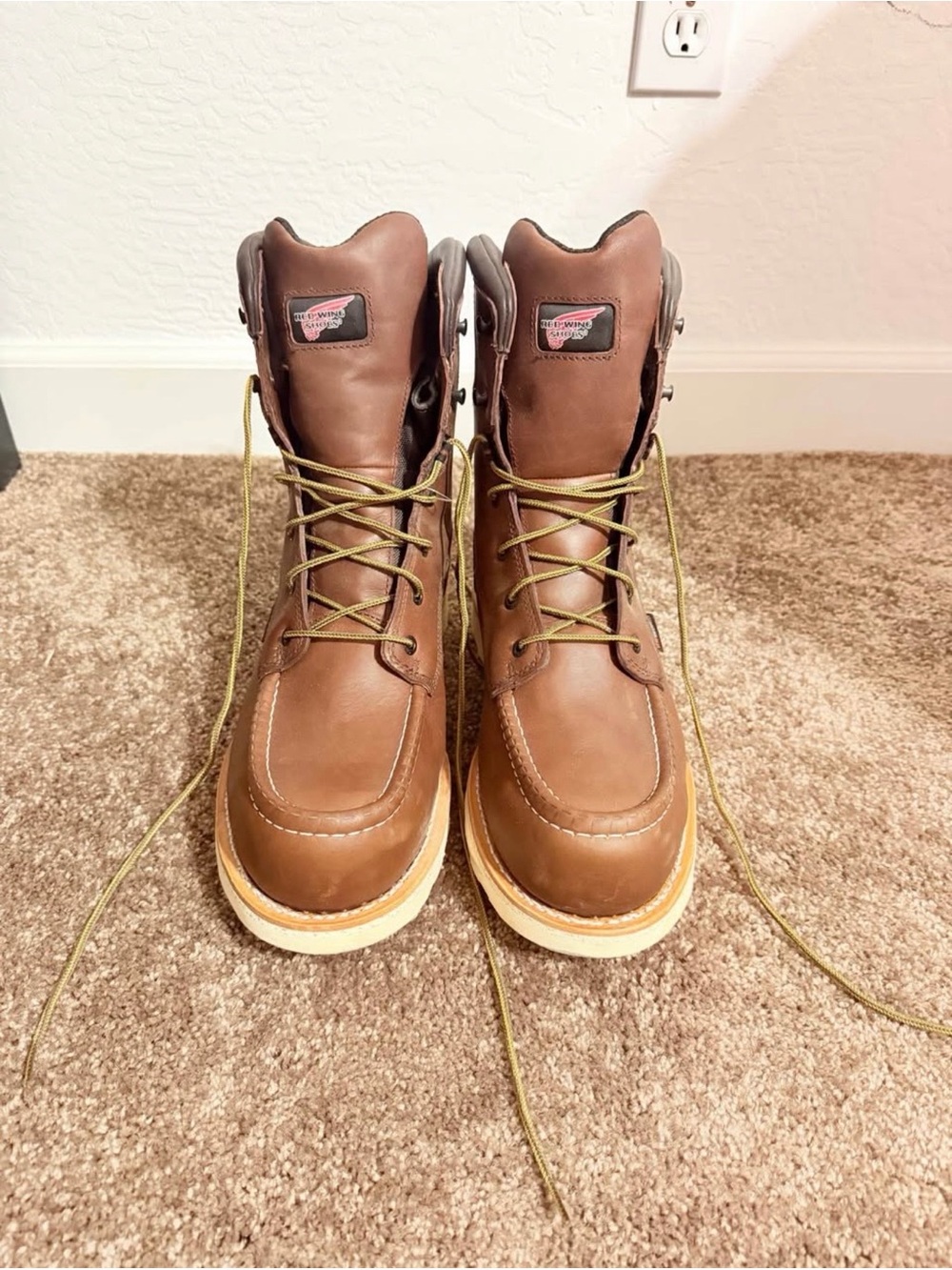 Red Wing Traction Tred